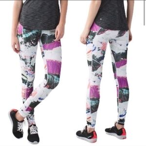 Lululemon Speed Tight III Pigment Wave, Size 6